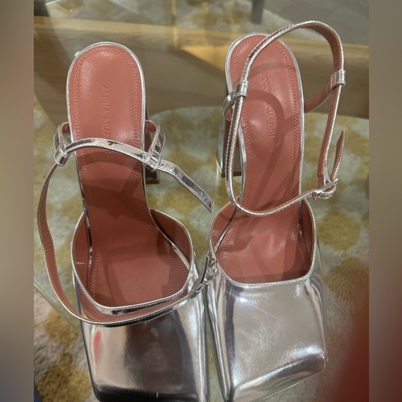 Amina Muaddi Charlotte Pumps SZ 9.5 39.5 US New no box 🔥✨✨✨ - Picture 4 of 9